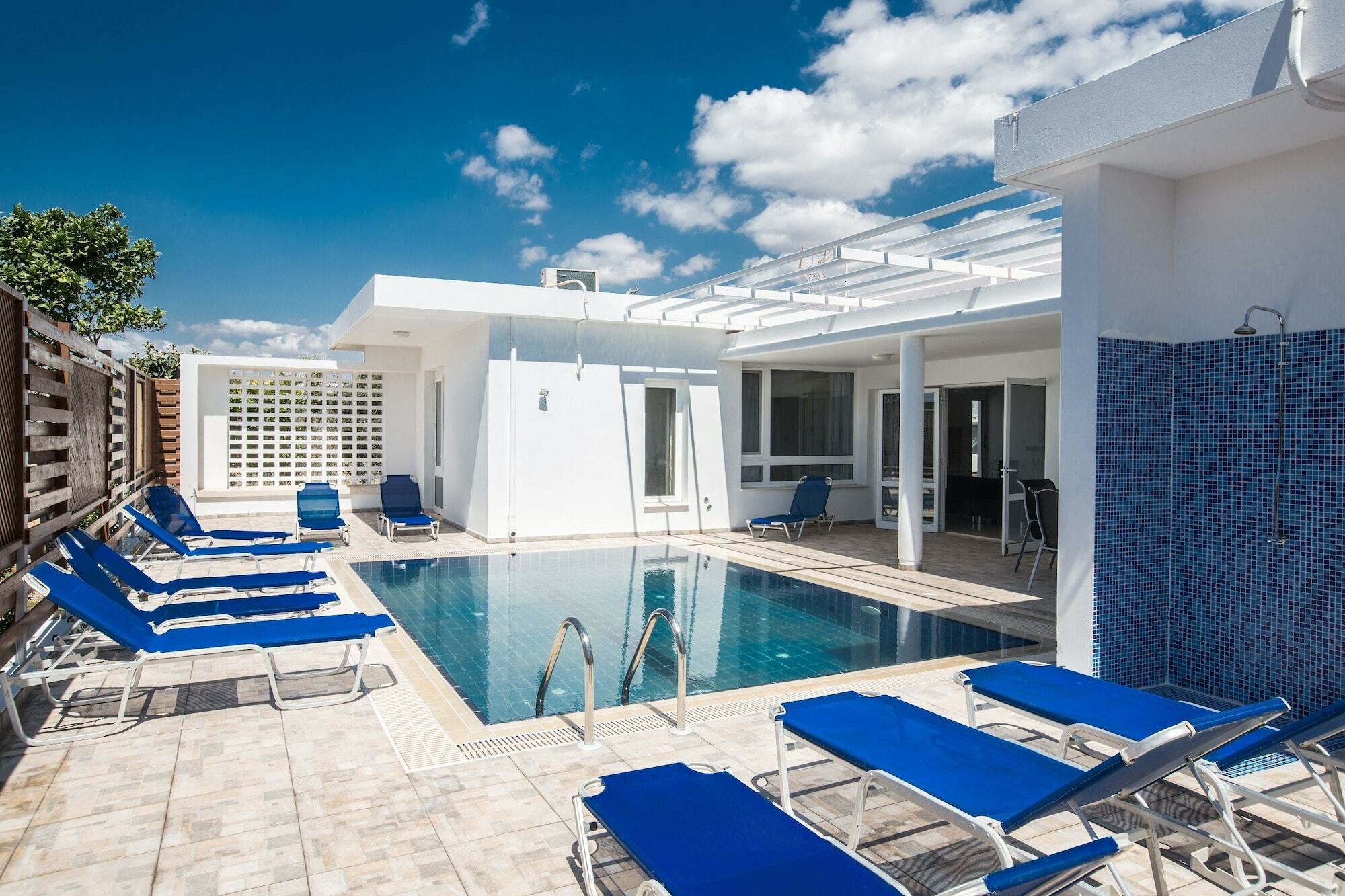 Celebrity Jamie Laing Hotel